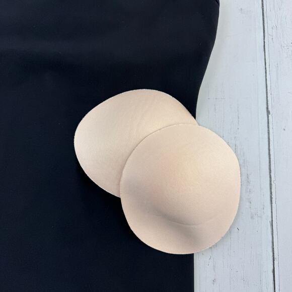 Lululemon Black Power Y Tank Luon Coolmax Built-in Bra Medium Support Size 8 - Picture 6 of 13